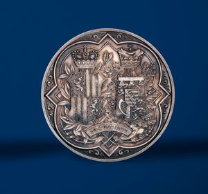 Prinsessa Beatricen ja Battenbergin prinssi Henryn avioliiton muistomitali, 1885 (hopea) (419673 kääntöpuoli)